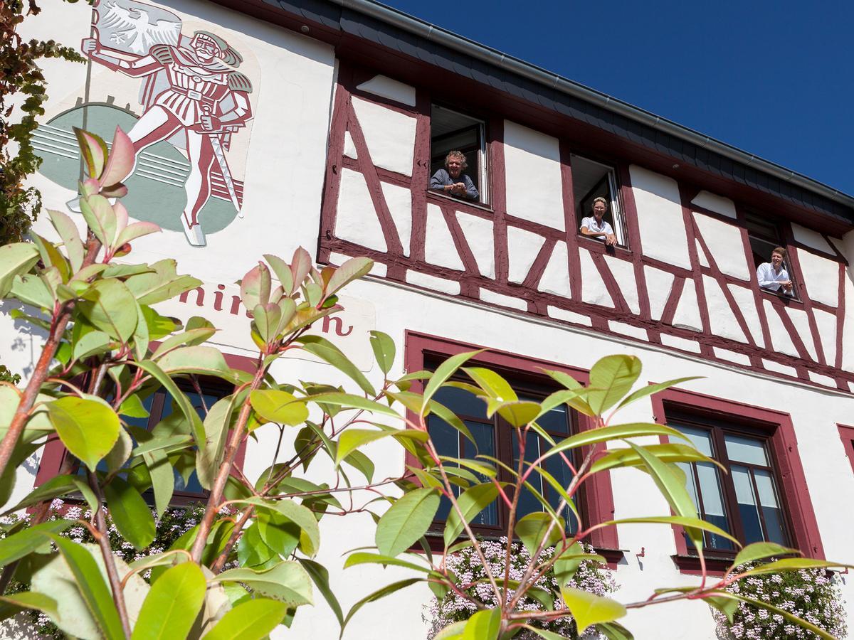 Hotel Zum Burggraf Neuleiningen Exterior photo